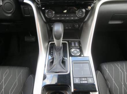 Mitsubishi - Eclipse Cross