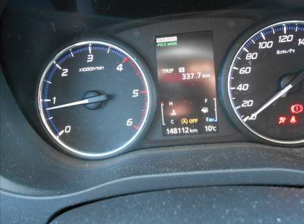 Mitsubishi - Outlander