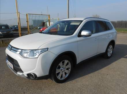 Mitsubishi - Outlander