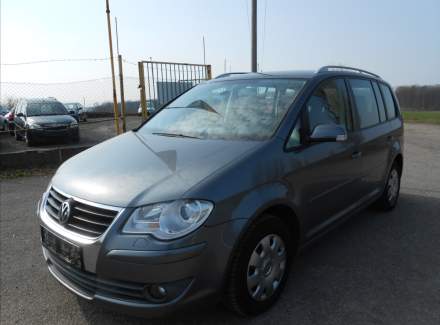 Volkswagen - Touran