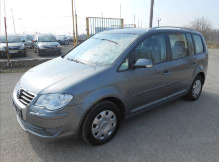 Volkswagen - Touran