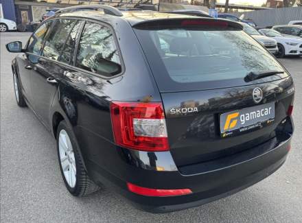 Škoda - Octavia