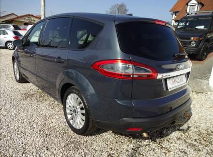 Ford - S-MAX