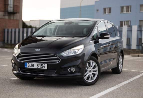 Ford - S-MAX