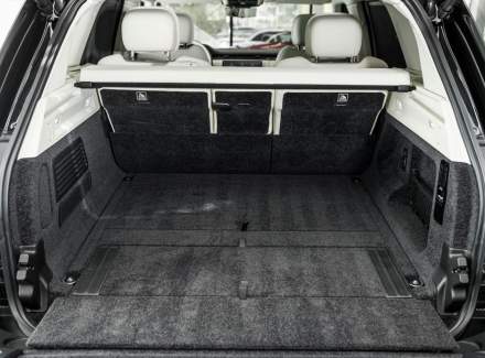 Land Rover - Range Rover