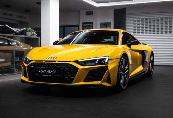 Audi - R8