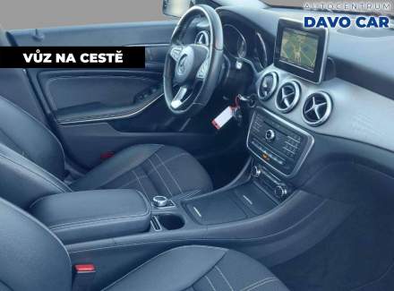 Mercedes-Benz - CLA