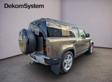 Land Rover - Defender