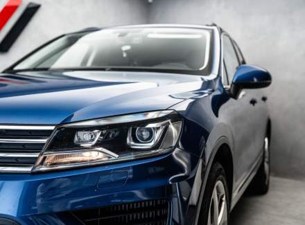 Volkswagen - Touareg