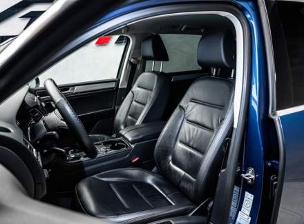 Volkswagen - Touareg