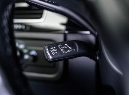 Volkswagen - Touareg