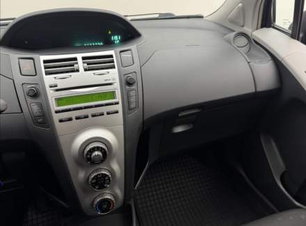 Toyota - Yaris