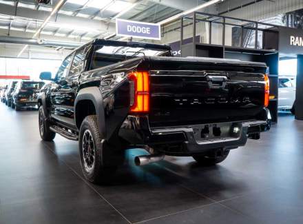 Toyota - Tacoma