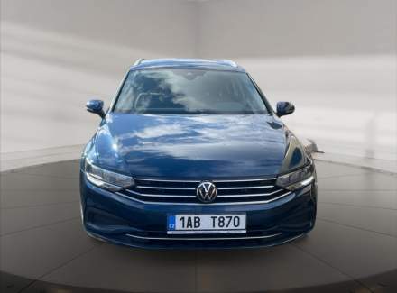 Volkswagen - Passat