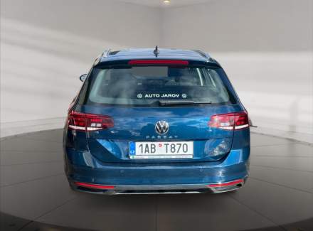 Volkswagen - Passat