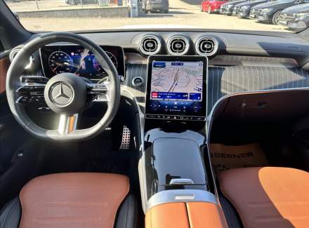 Mercedes-Benz - GLC