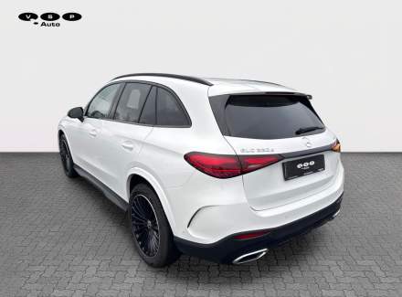 Mercedes-Benz - GLC
