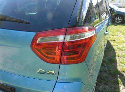 Citroën - C4