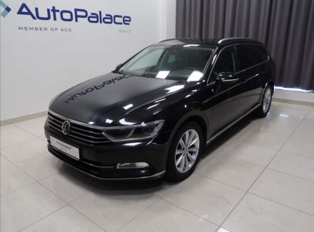 Volkswagen - Passat
