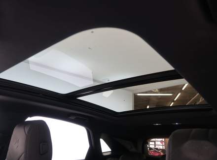 DS Automobiles - DS7 Crossback