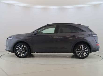 DS Automobiles - DS7 Crossback