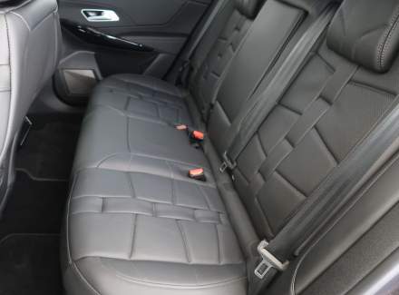 DS Automobiles - DS7 Crossback