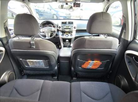 Toyota - RAV 4