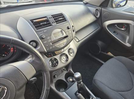 Toyota - RAV 4