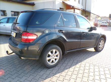 Mercedes-Benz - M-class