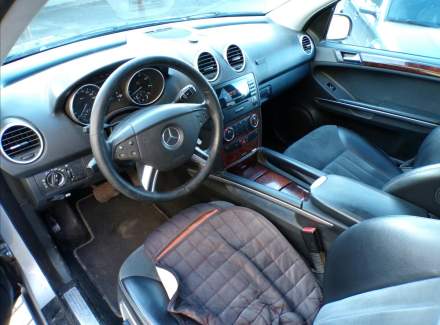 Mercedes-Benz - M-class