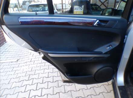 Mercedes-Benz - M-class