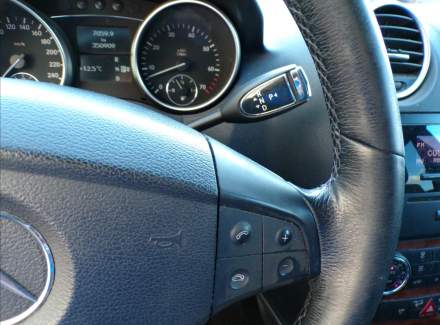 Mercedes-Benz - M-class