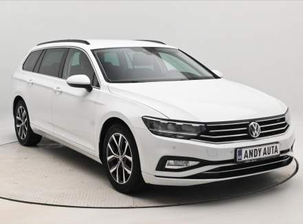 Volkswagen - Passat
