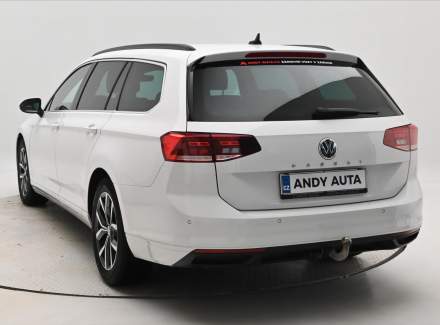 Volkswagen - Passat