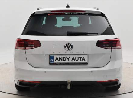 Volkswagen - Passat