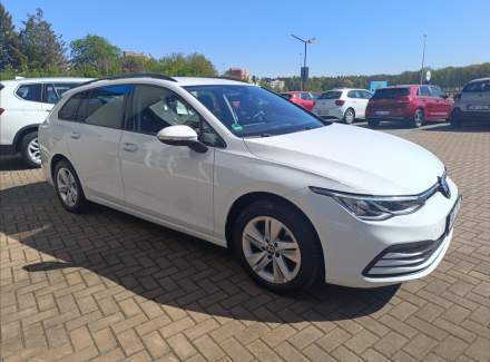 Volkswagen - Golf