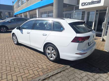 Volkswagen - Golf