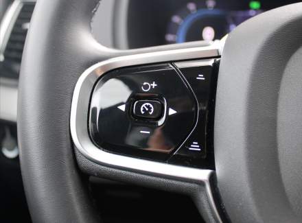Volvo - XC90