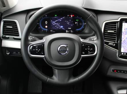 Volvo - XC90