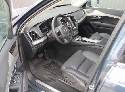 Volvo - XC90