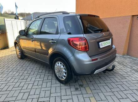 Suzuki - SX4