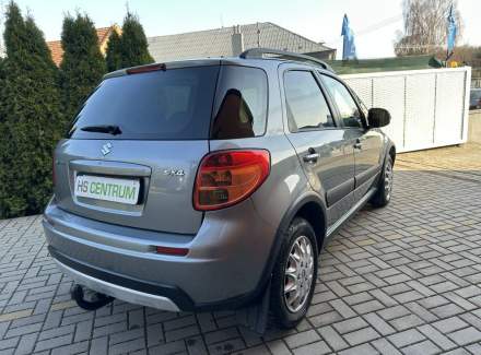 Suzuki - SX4