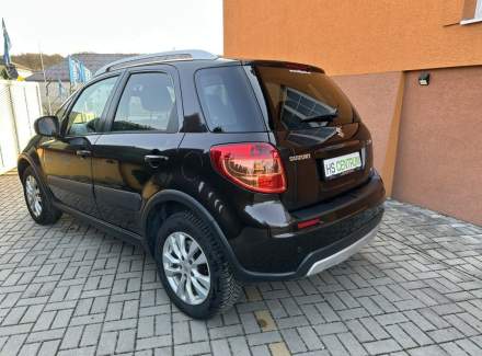 Suzuki - SX4