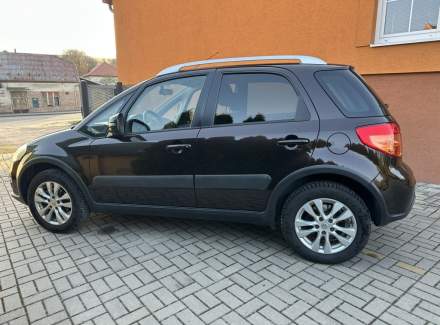 Suzuki - SX4