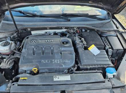 Volkswagen - Passat