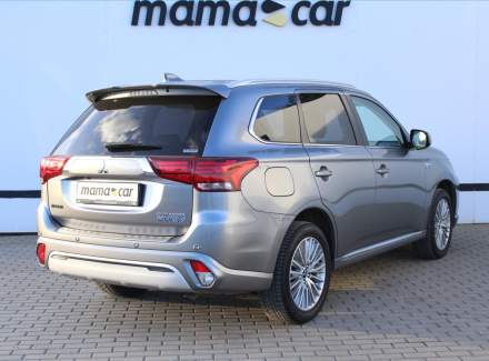 Mitsubishi - Outlander