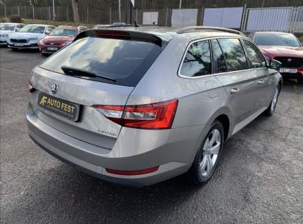 Škoda - Superb