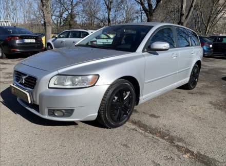 Volvo - V50