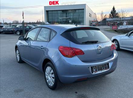 Opel - Astra