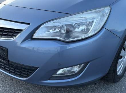 Opel - Astra